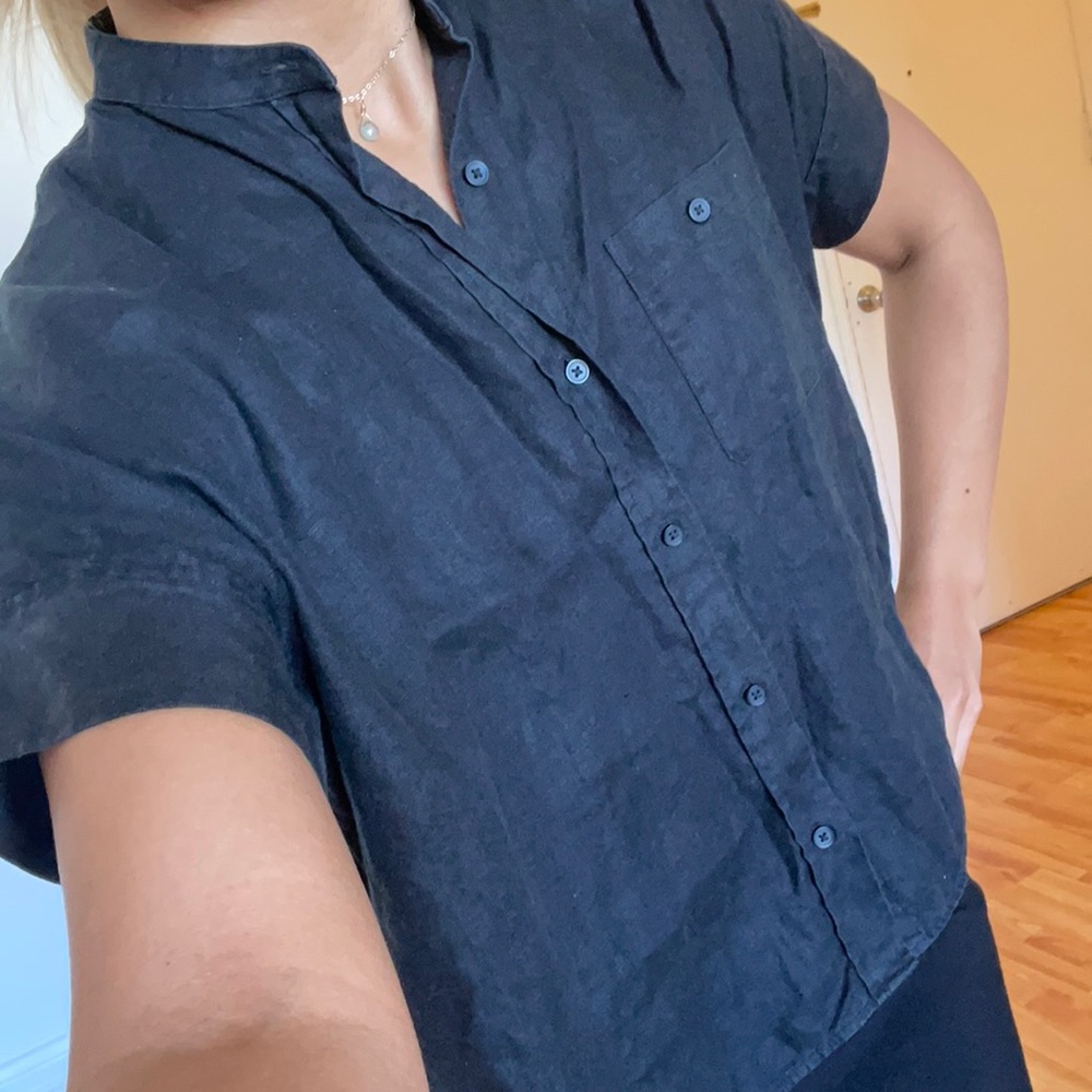 Black Everlane Boxy Linen Top with Sleeves